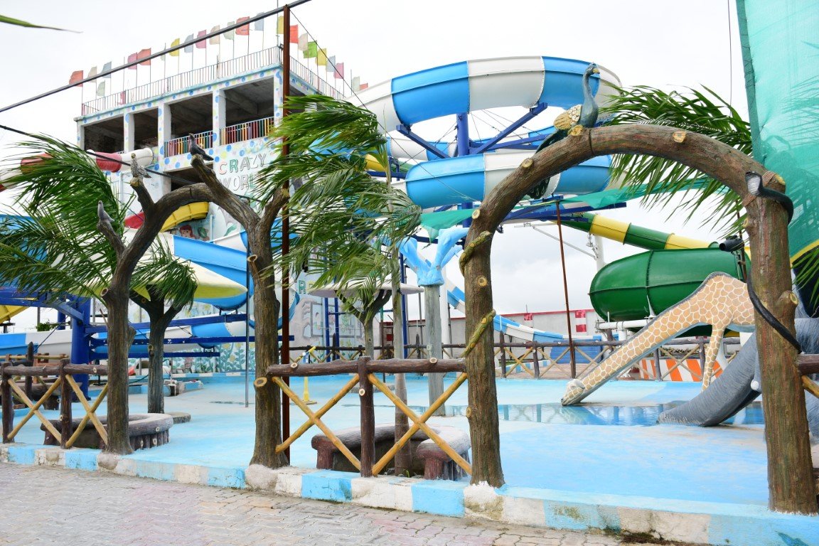 The Sea Dragon during the day